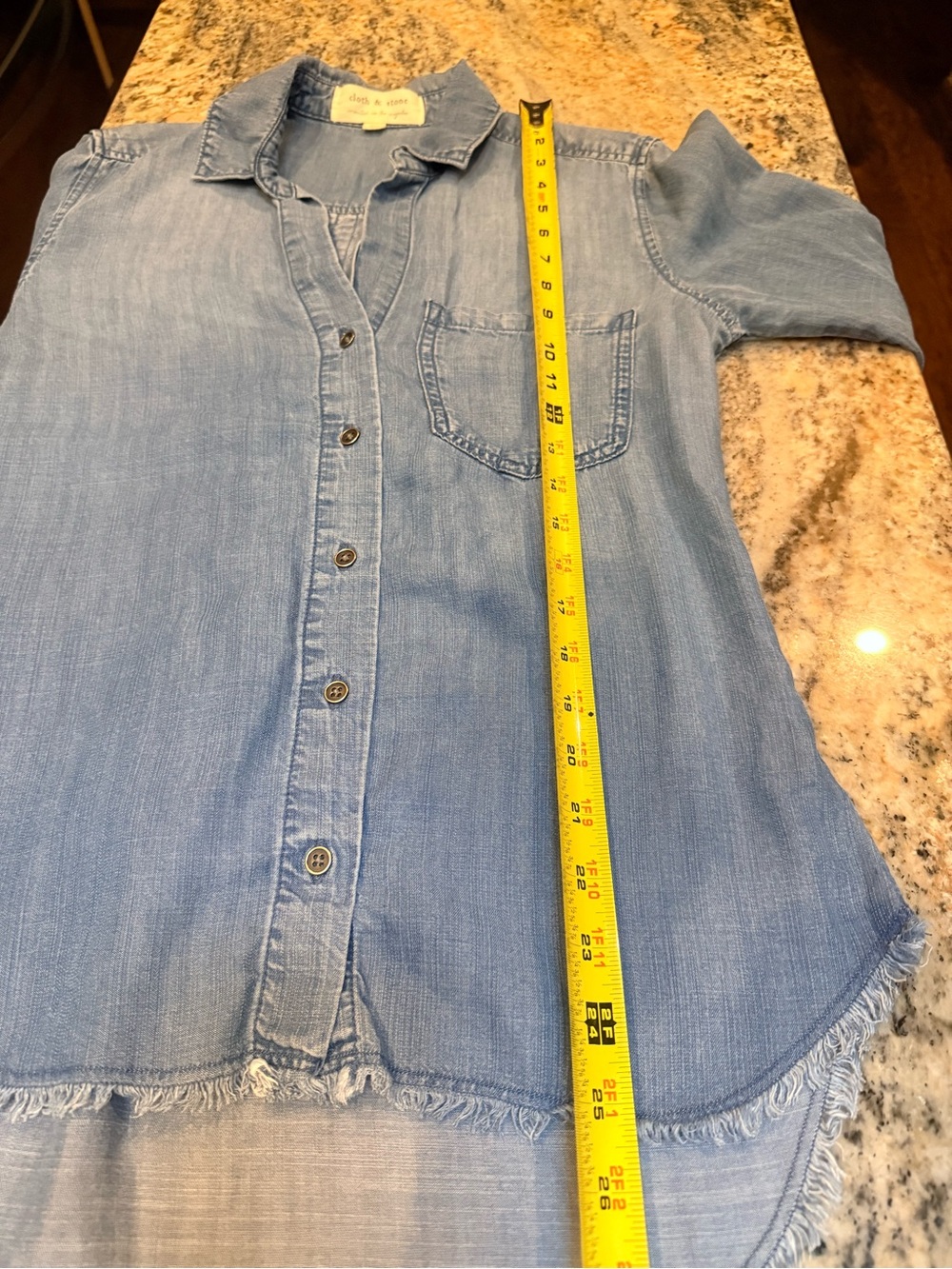 Cloth & Stone XS 100% Tencel Lyocell Chambray Button Down Shirt Raw Hem - Picture 5 of 13